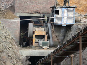 砂石破碎设备全解析 从石料到路面的高效破碎解决方案